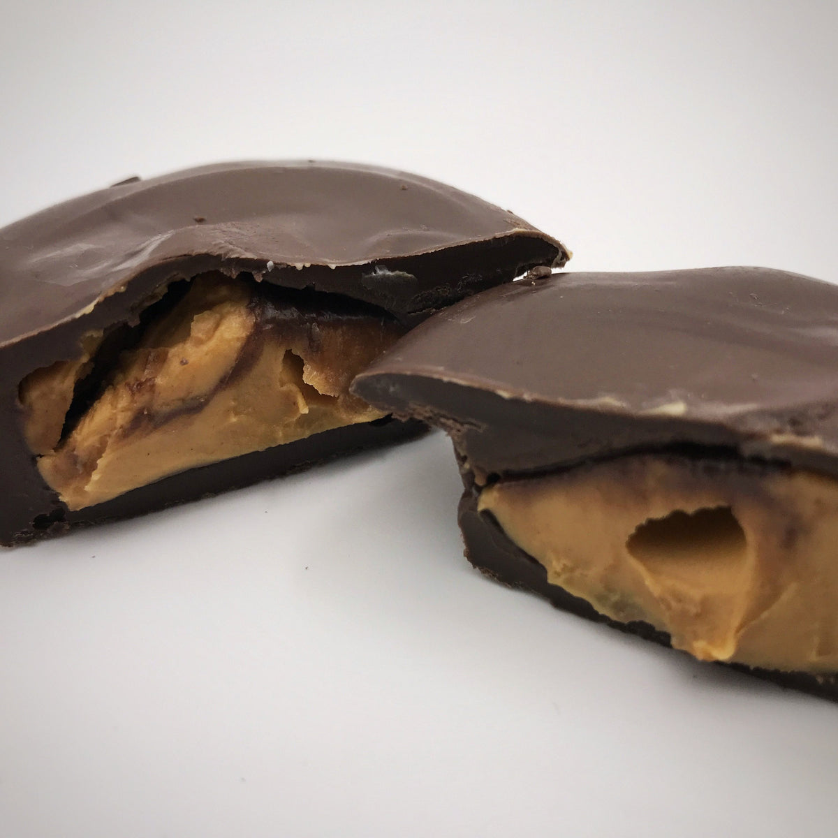 Milk & Dark Chocolate Peanut Butter Cups: Grab & Go